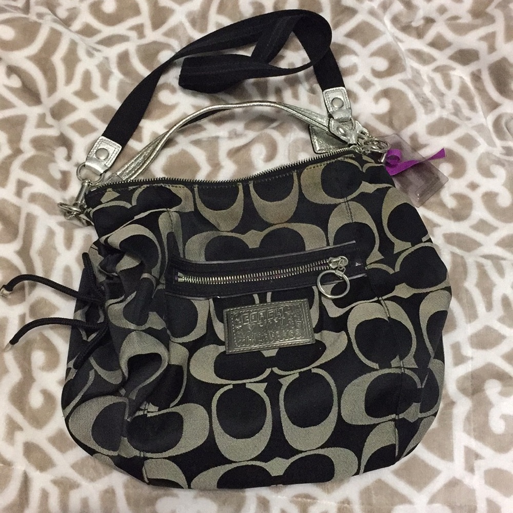 Coach Poppy Signature Collection Purse